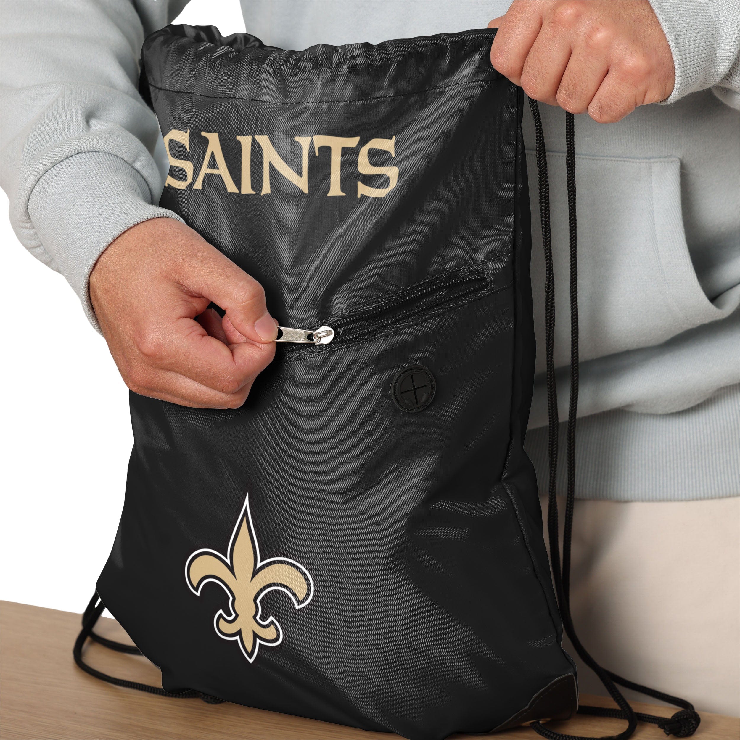 New Orleans Saints Pocket Drawstring Backpack - Image 4