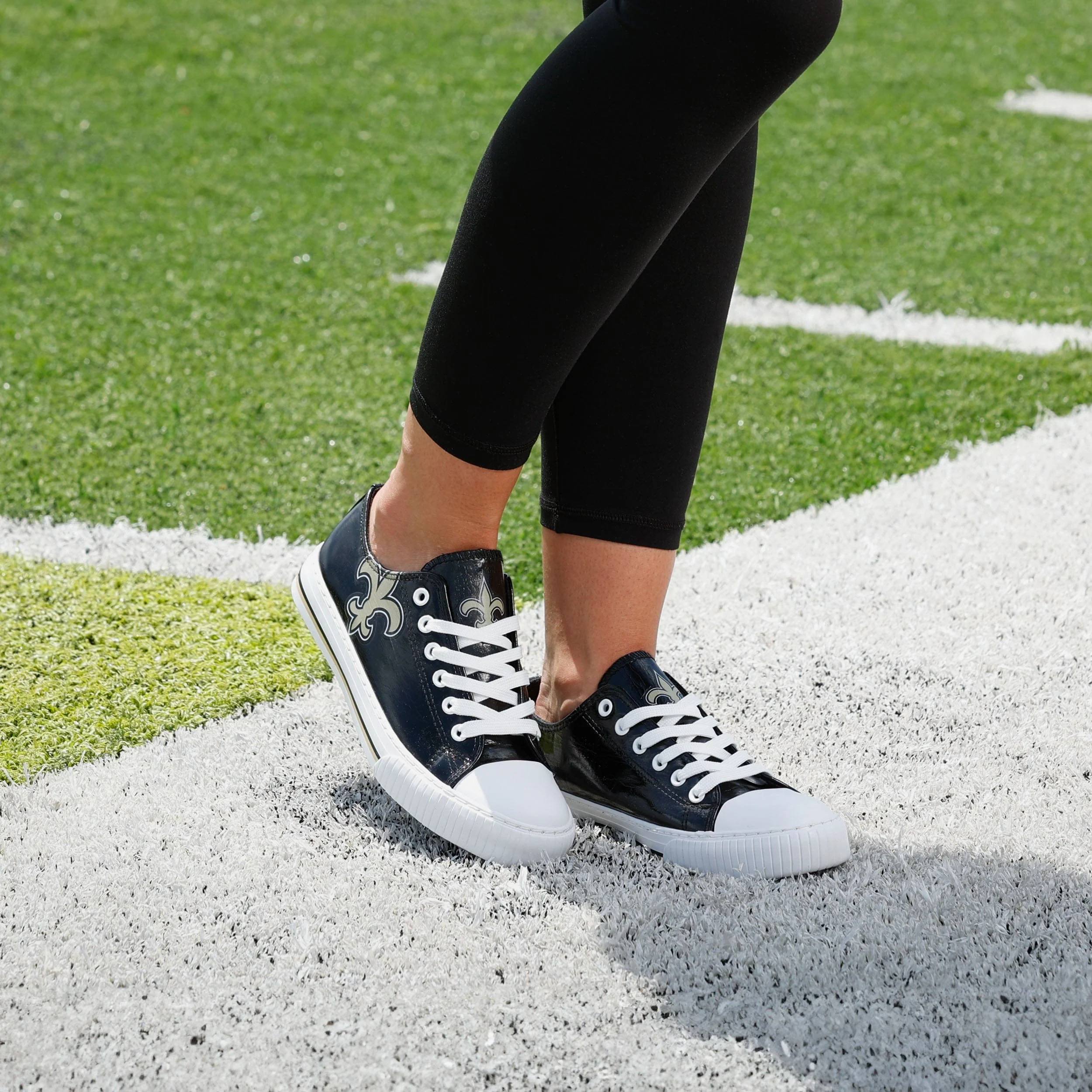 New Orleans Saints Womens Team Color Metallic Low Top Canvas Shoes - Image 3