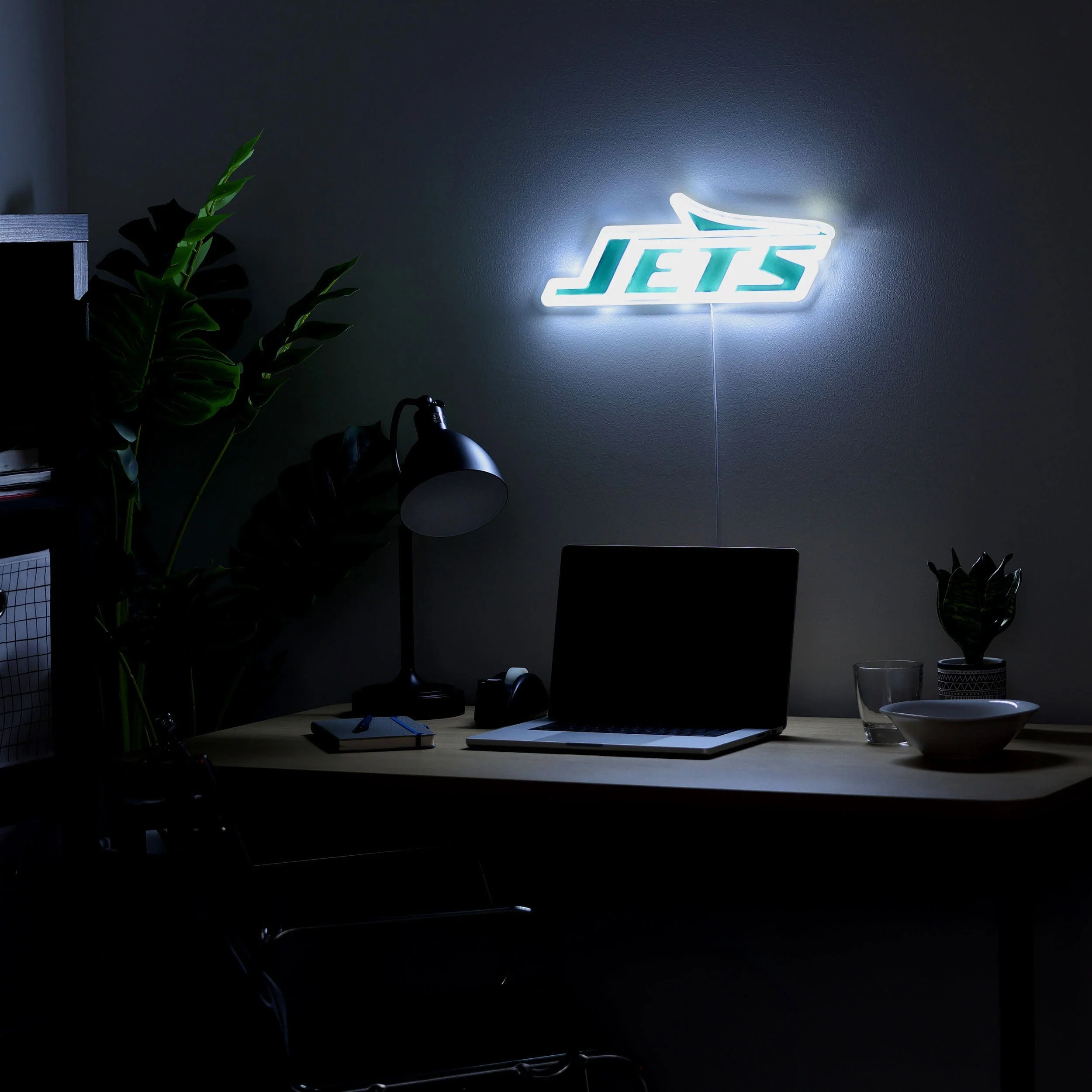New York Jets LED Neon Light Up Team Logo Sign - Image 3