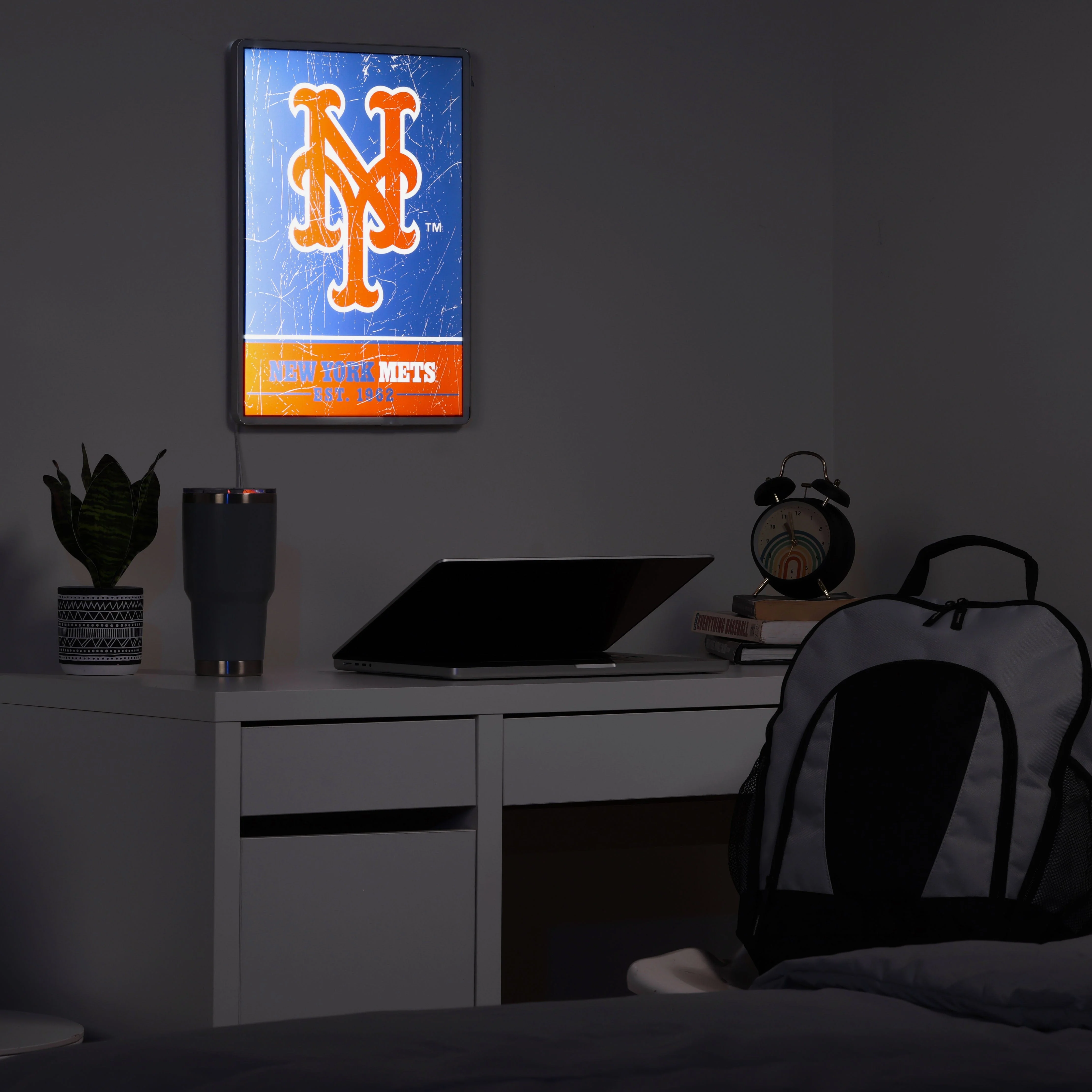 New York Mets Big Logo Backlit Sign - Image 3