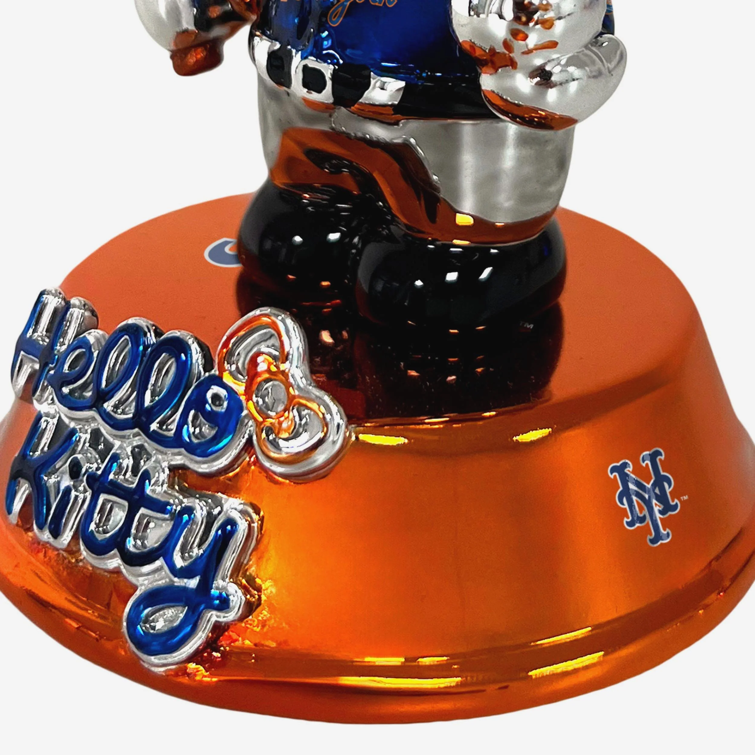 New York Mets Hello Kitty® Electroplated Edition Mini Bobblehead - Image 3