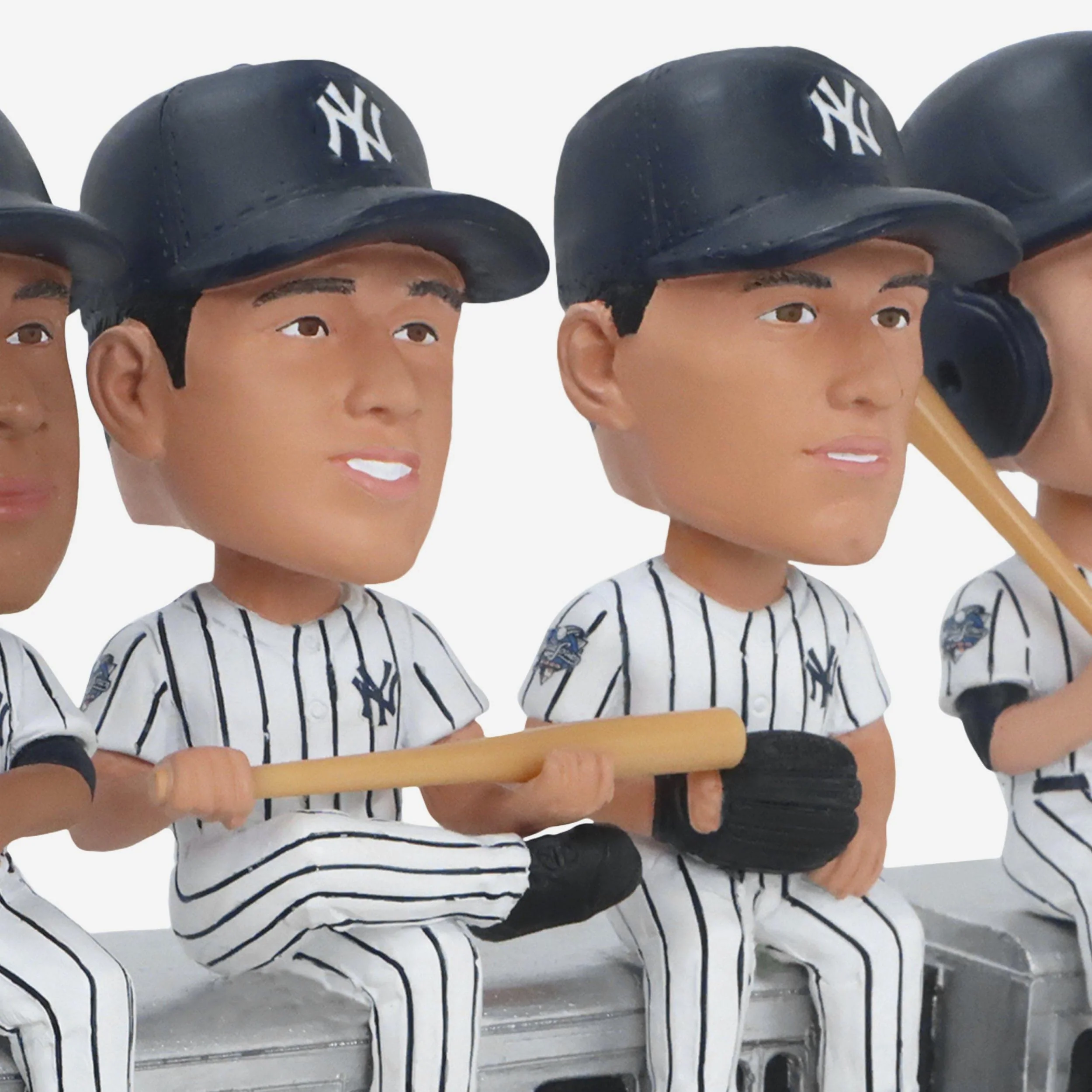 New York Yankees 2000 World Series Champions Subway Car Mini Bobblehead Scene - Image 2