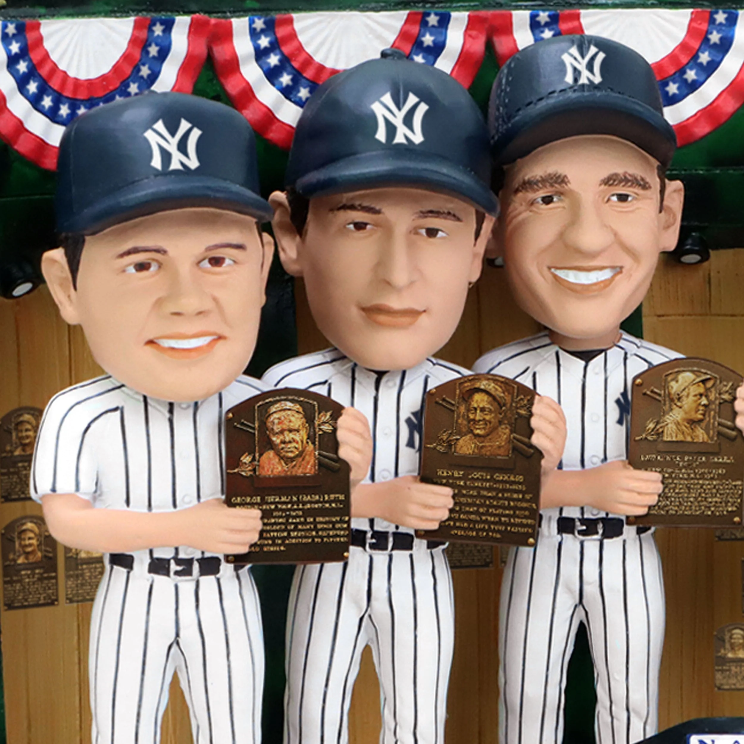 New York Yankees Hall of Fame Mini Bobblehead Scene - Image 2
