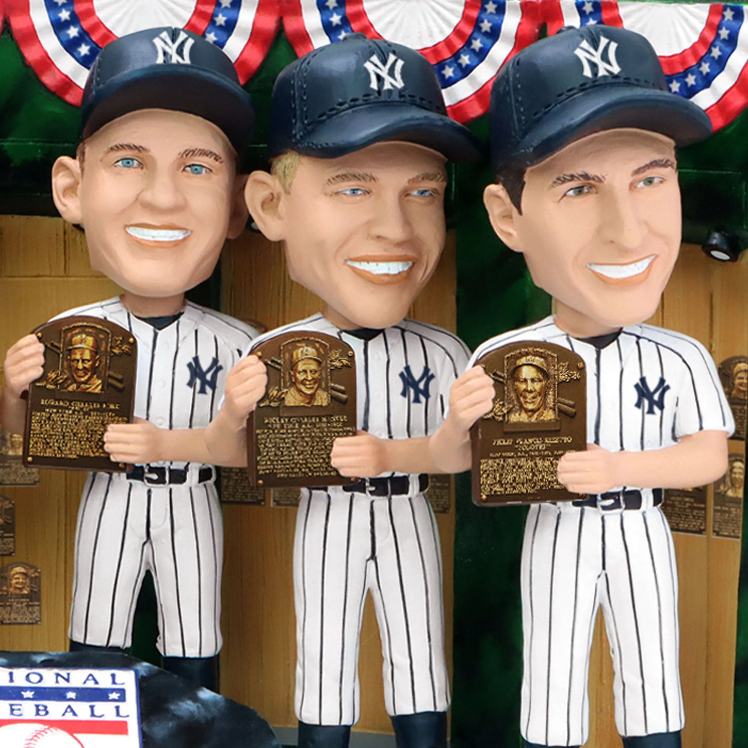 New York Yankees Hall of Fame Mini Bobblehead Scene - Image 3