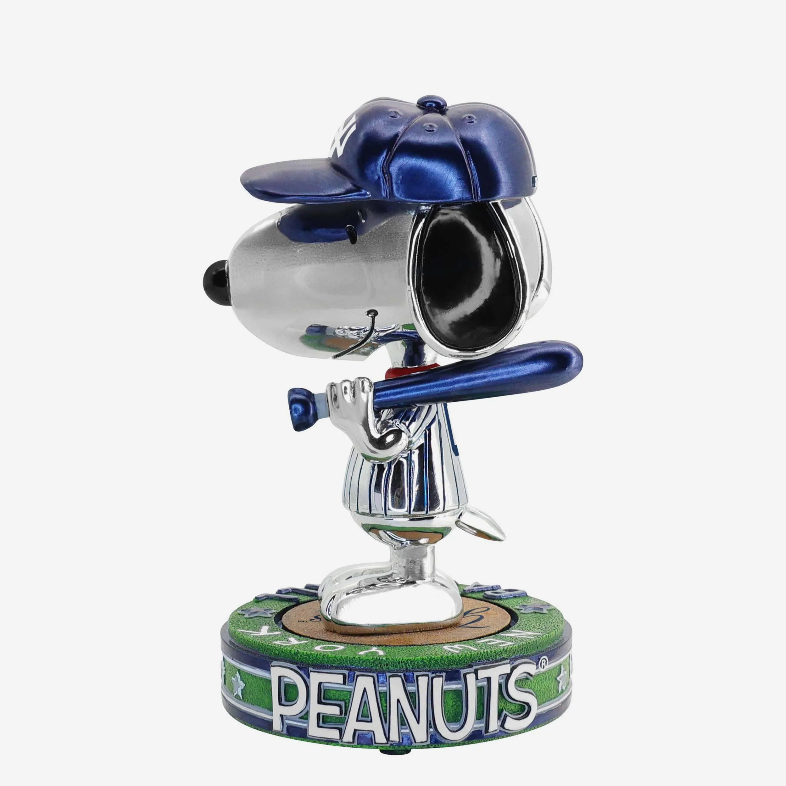 New York Yankees Snoopy Peanuts Electroplated Bighead Bobblehead - Image 5