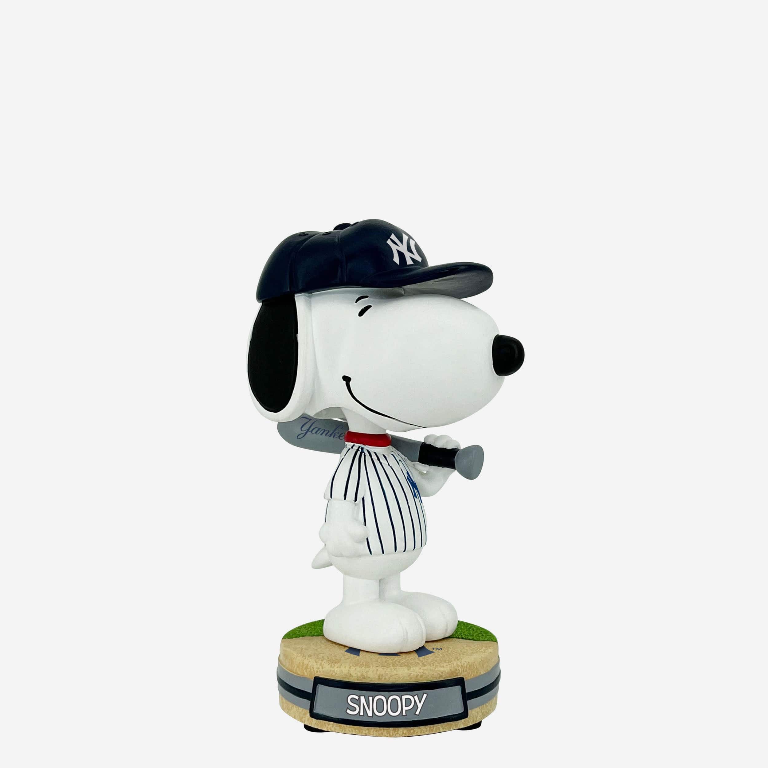 New York Yankees Snoopy Peanuts Mini Bighead Bobblehead