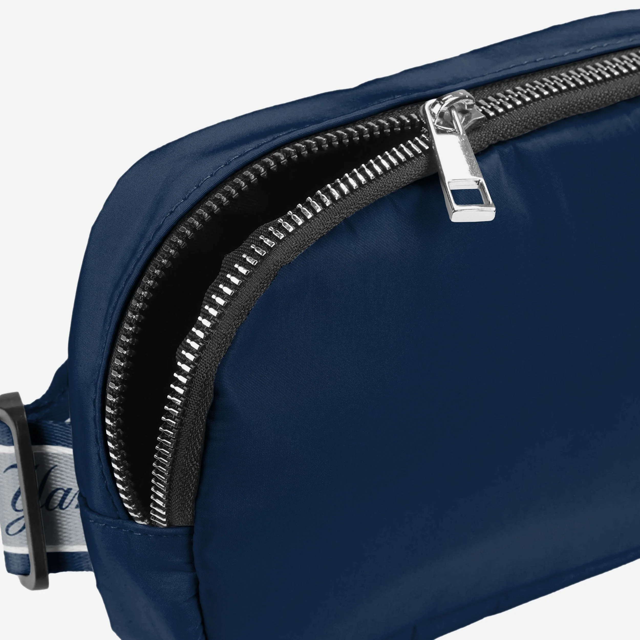 New York Yankees Team Wordmark Crossbody Belt Bag - Image 4