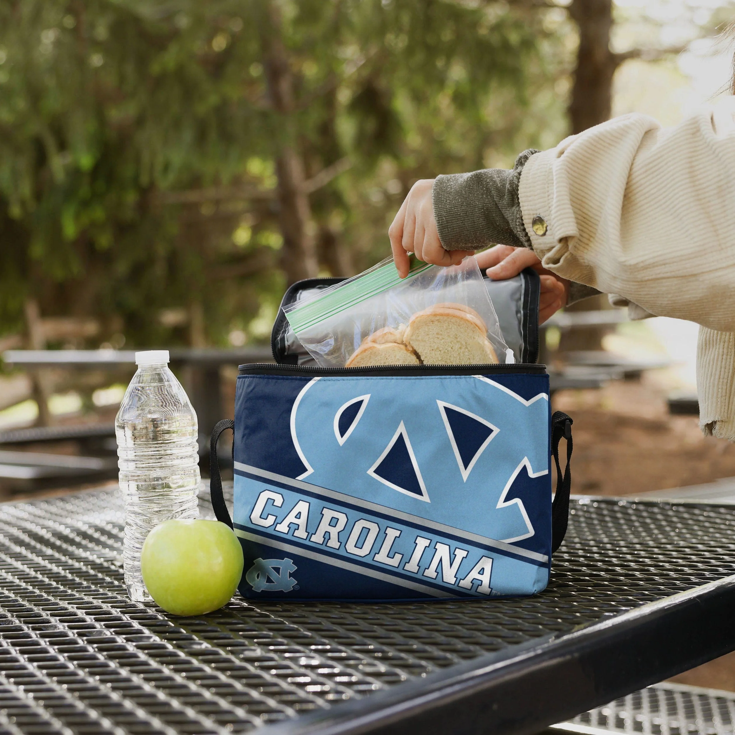 North Carolina Tar Heels Big Logo Stripe 6 Pack Cooler - Image 3