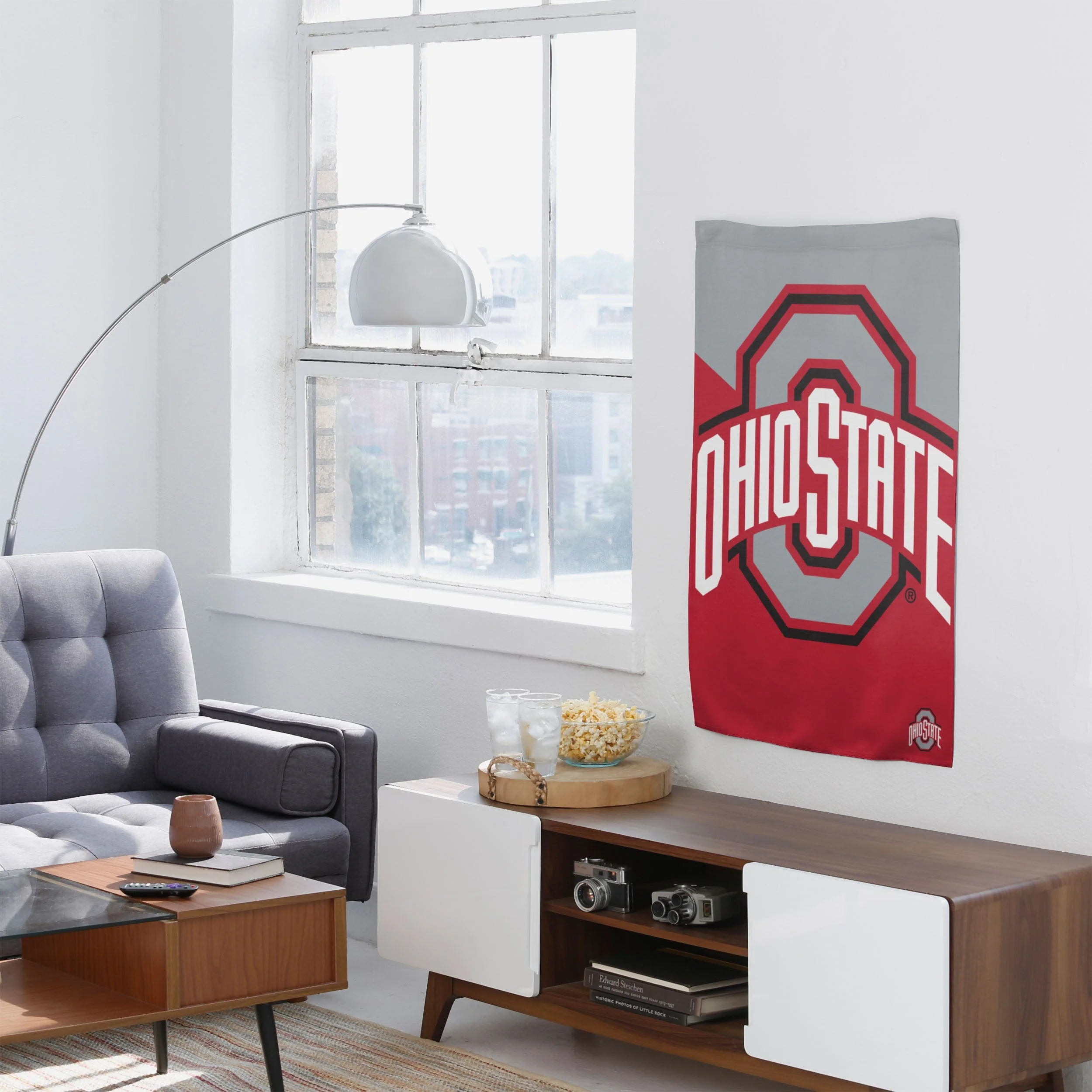 Ohio State Buckeyes Vertical Flag - Image 4