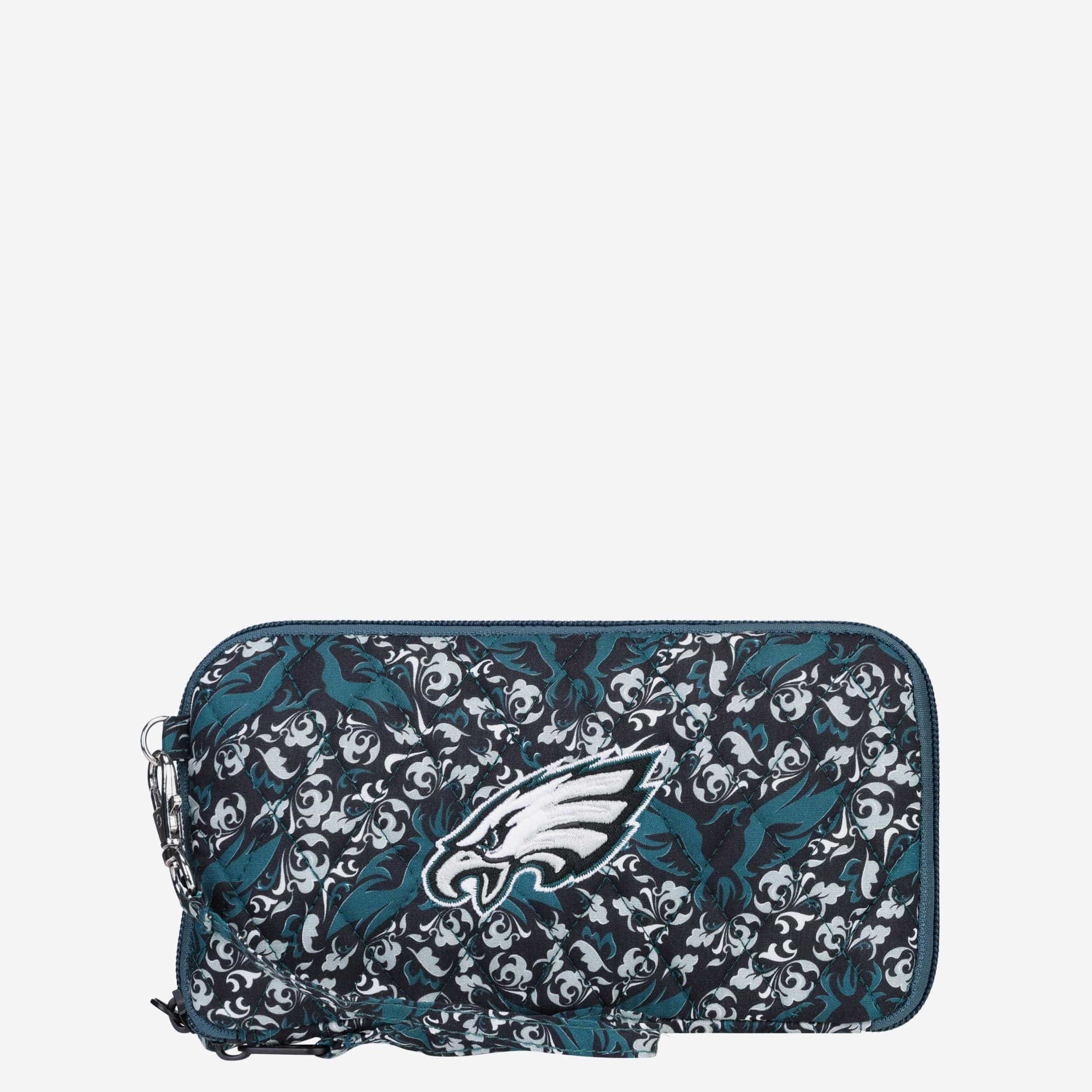 Philadelphia Eagles Quilted Printed Wristlet