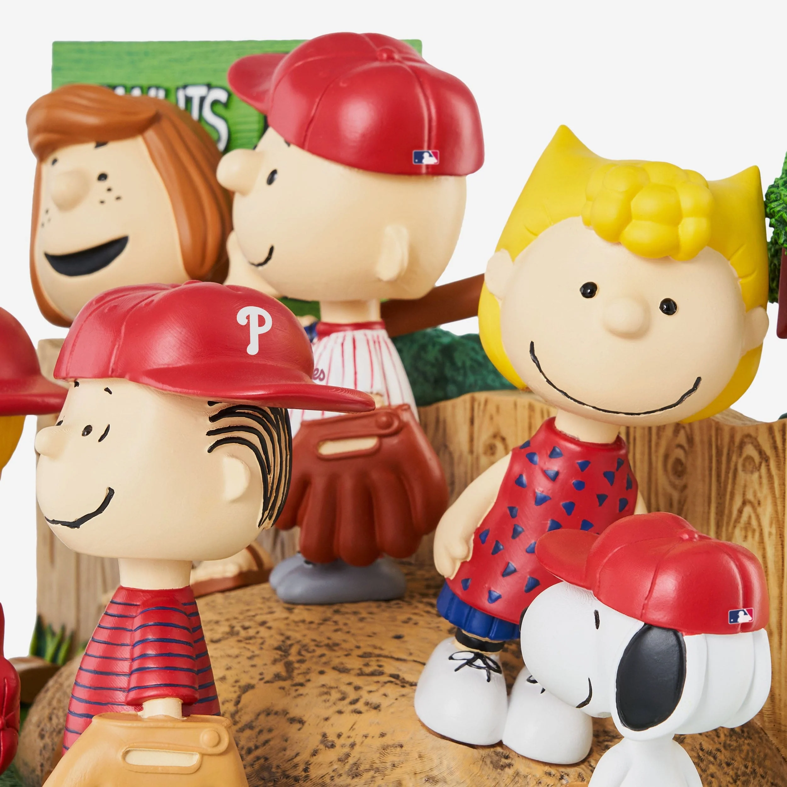 Philadelphia Phillies Peanuts Gang Baseball Field Mini Bobblehead Scene - Image 3
