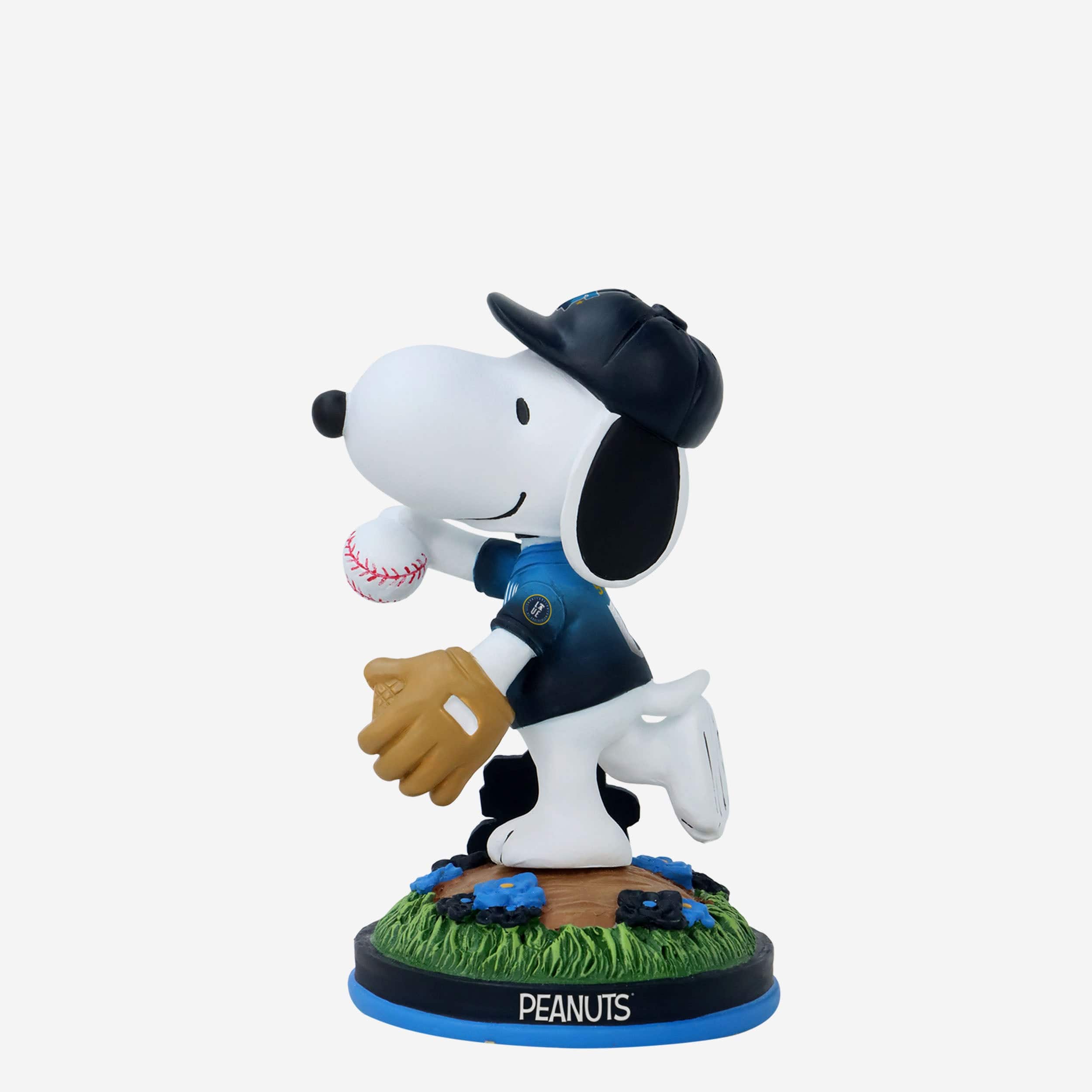 Philadelphia Phillies Snoopy Peanuts City Connect Bobblehead - Image 5