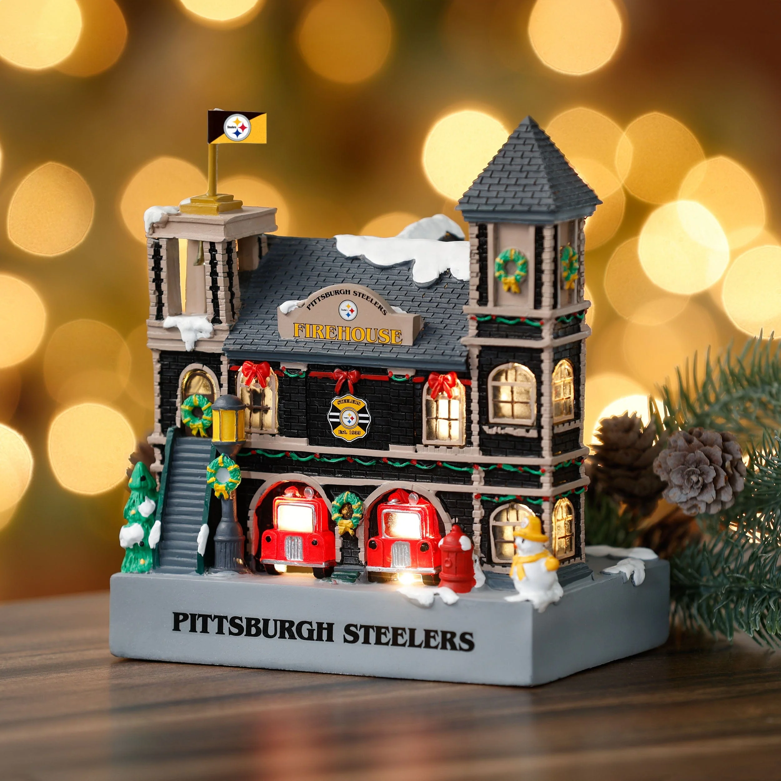 Pittsburgh Steelers Light Up Resin Team Firehouse - Image 2