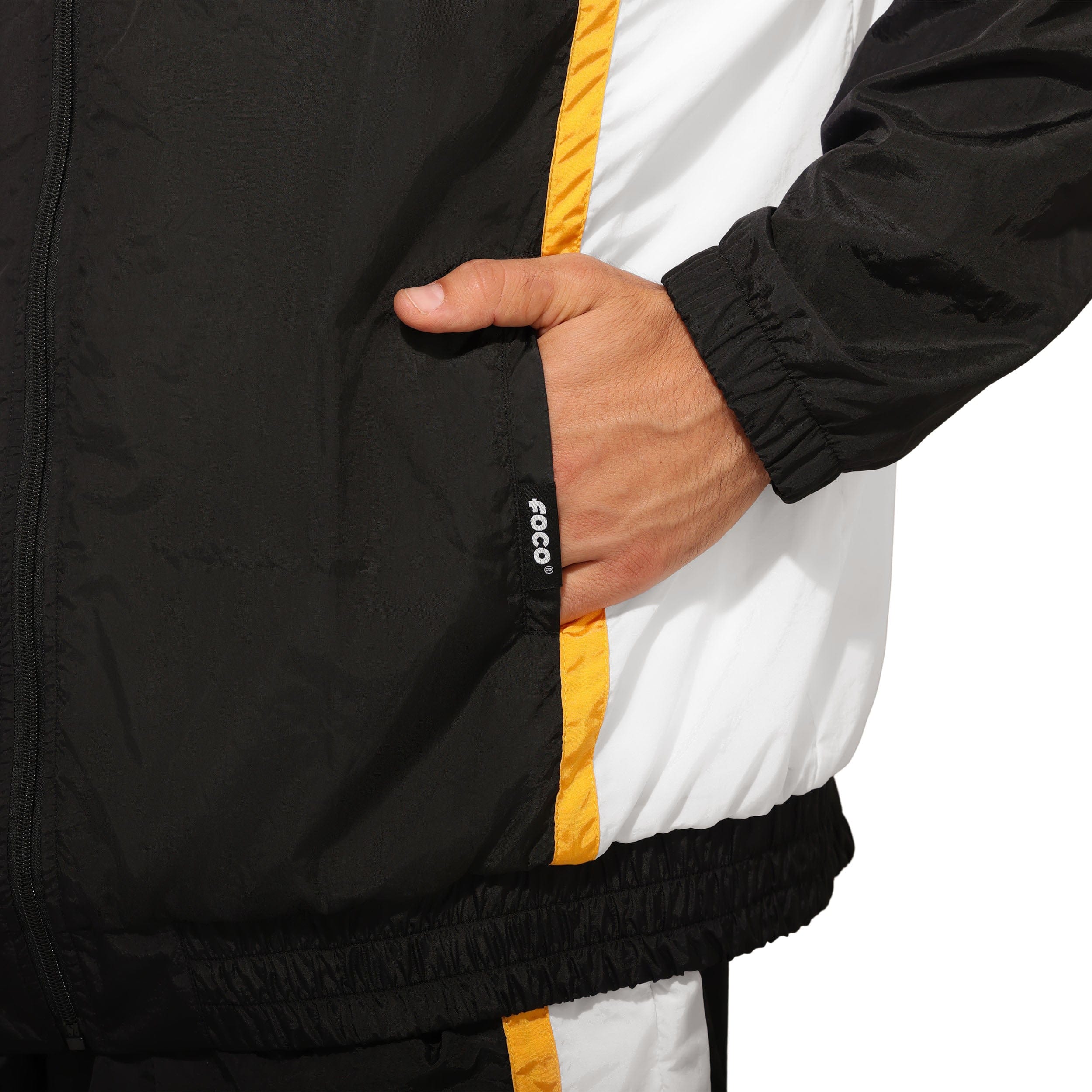 Pittsburgh Steelers Nylon Crinkle Gameday Jacket - Image 4