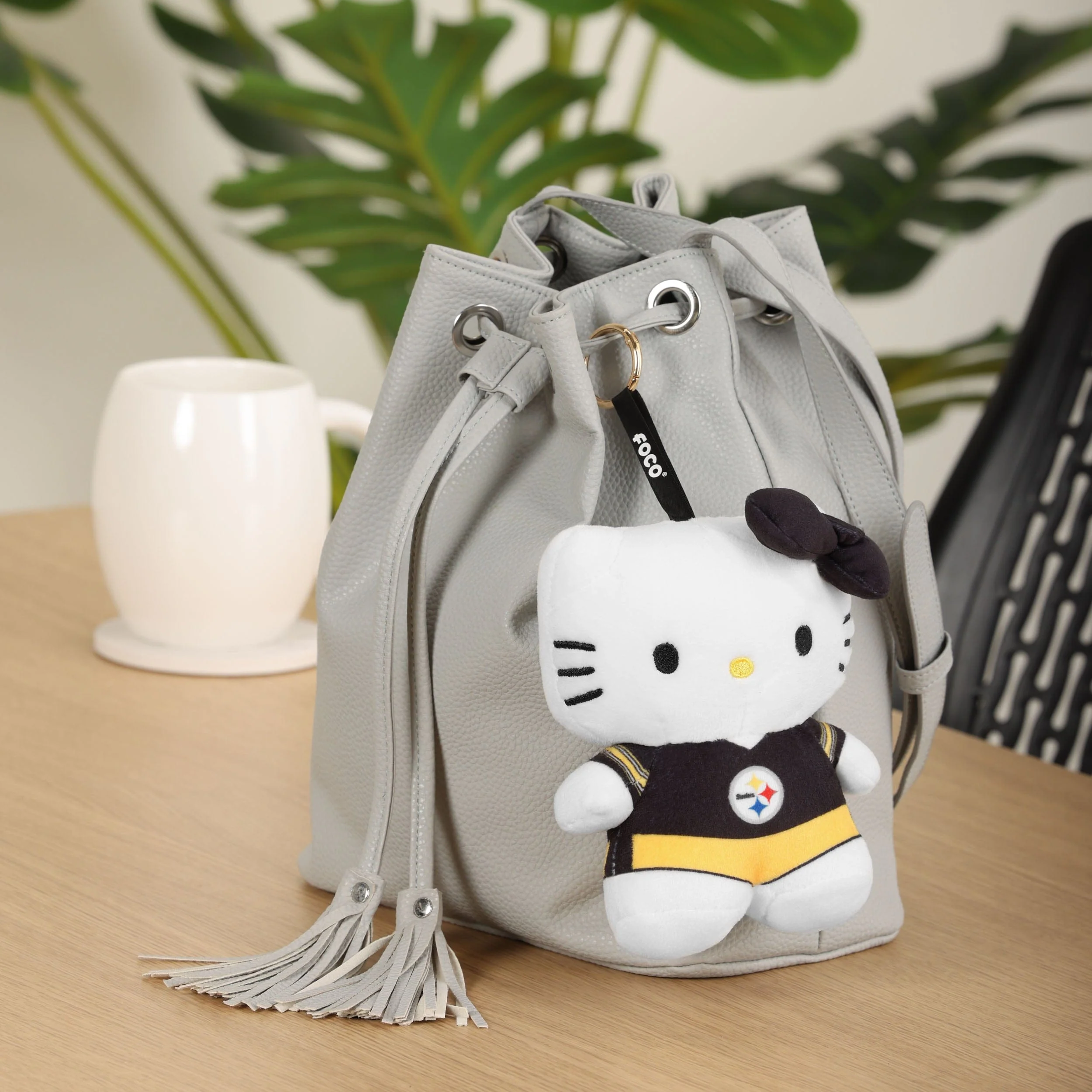 Pittsburgh Steelers Plush Hello Kitty® Bag Charm Keychain - Image 2