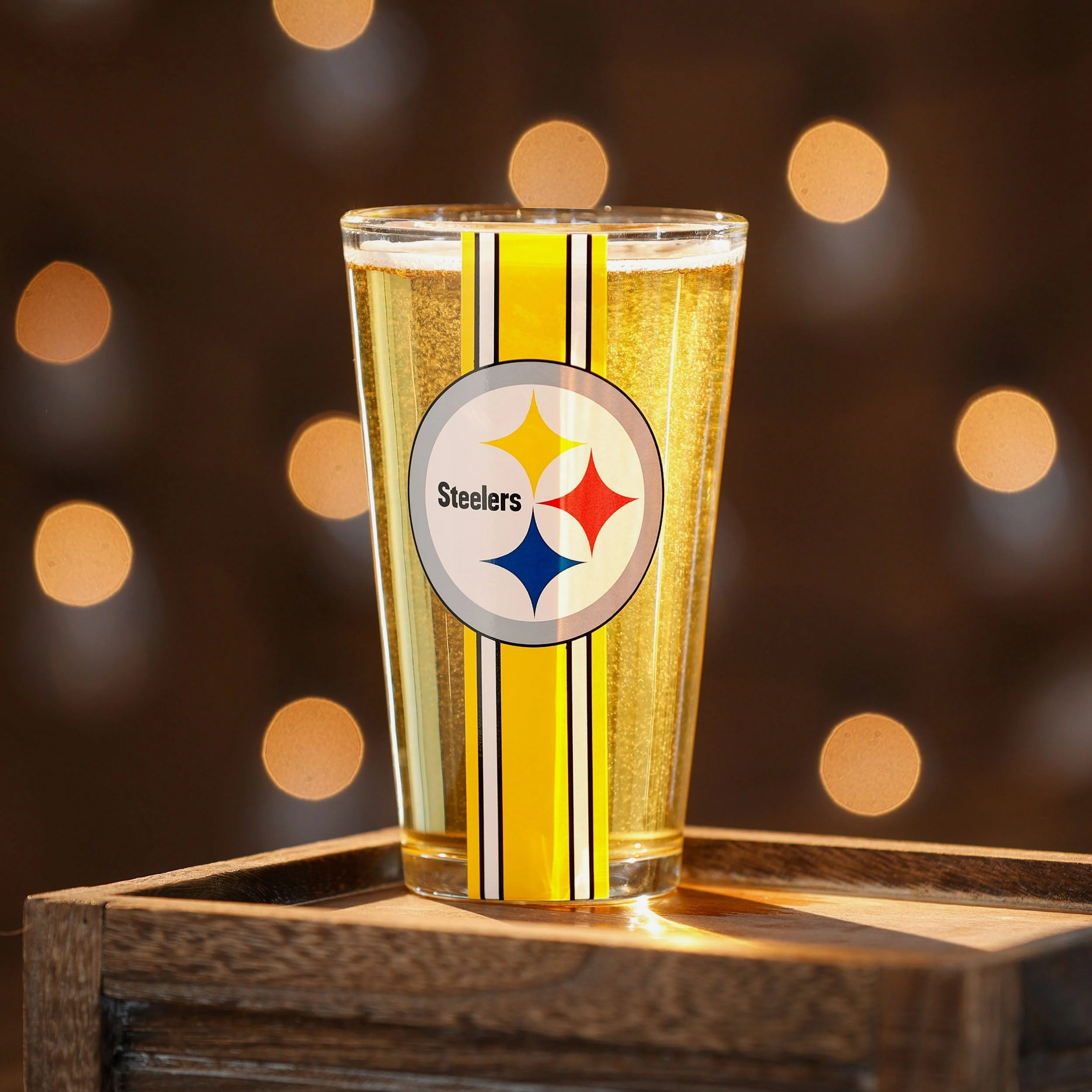 Pittsburgh Steelers Team Stripe Pint Glass - Image 2