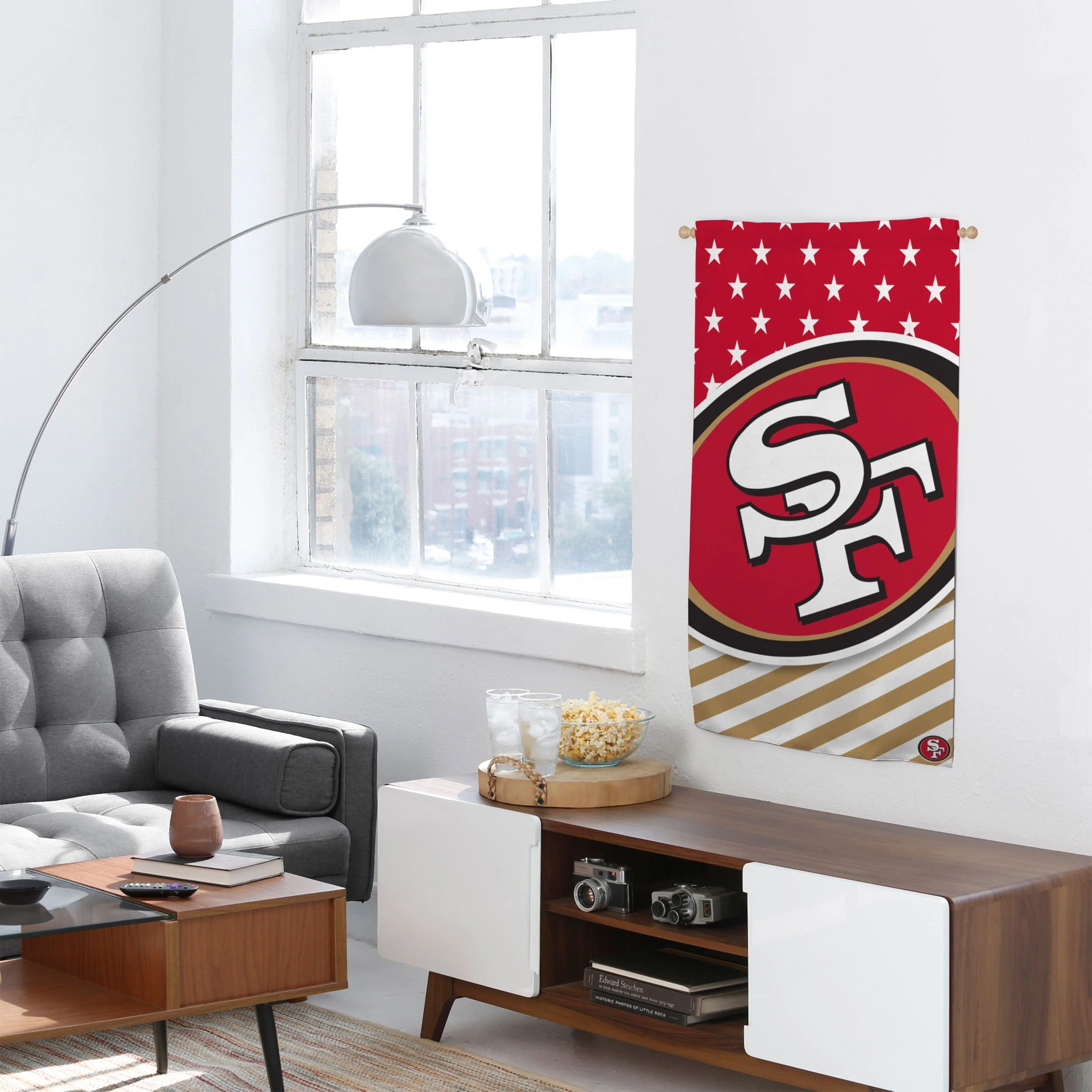 San Francisco 49ers Big Logo Americana Vertical Flag - Image 4