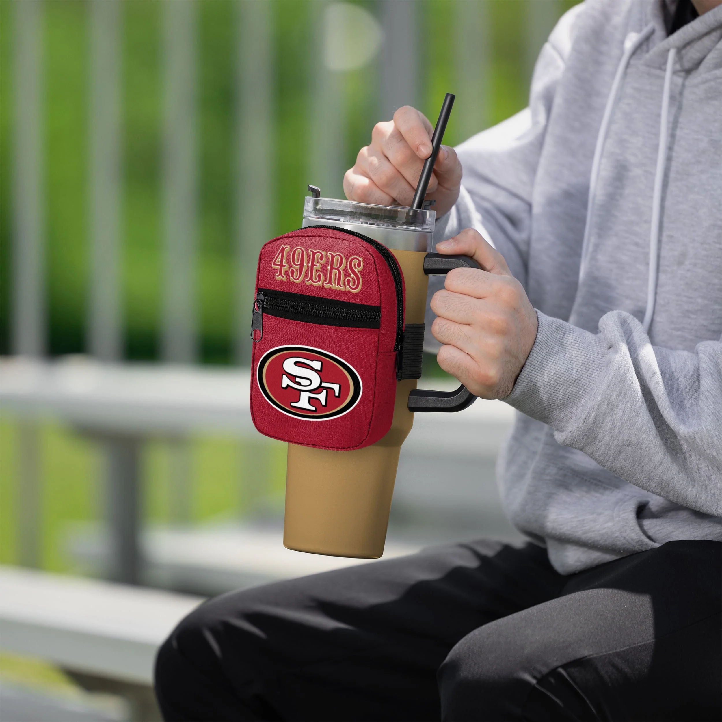 San Francisco 49ers Primary Logo Tumbler Fanny Pack - Image 4