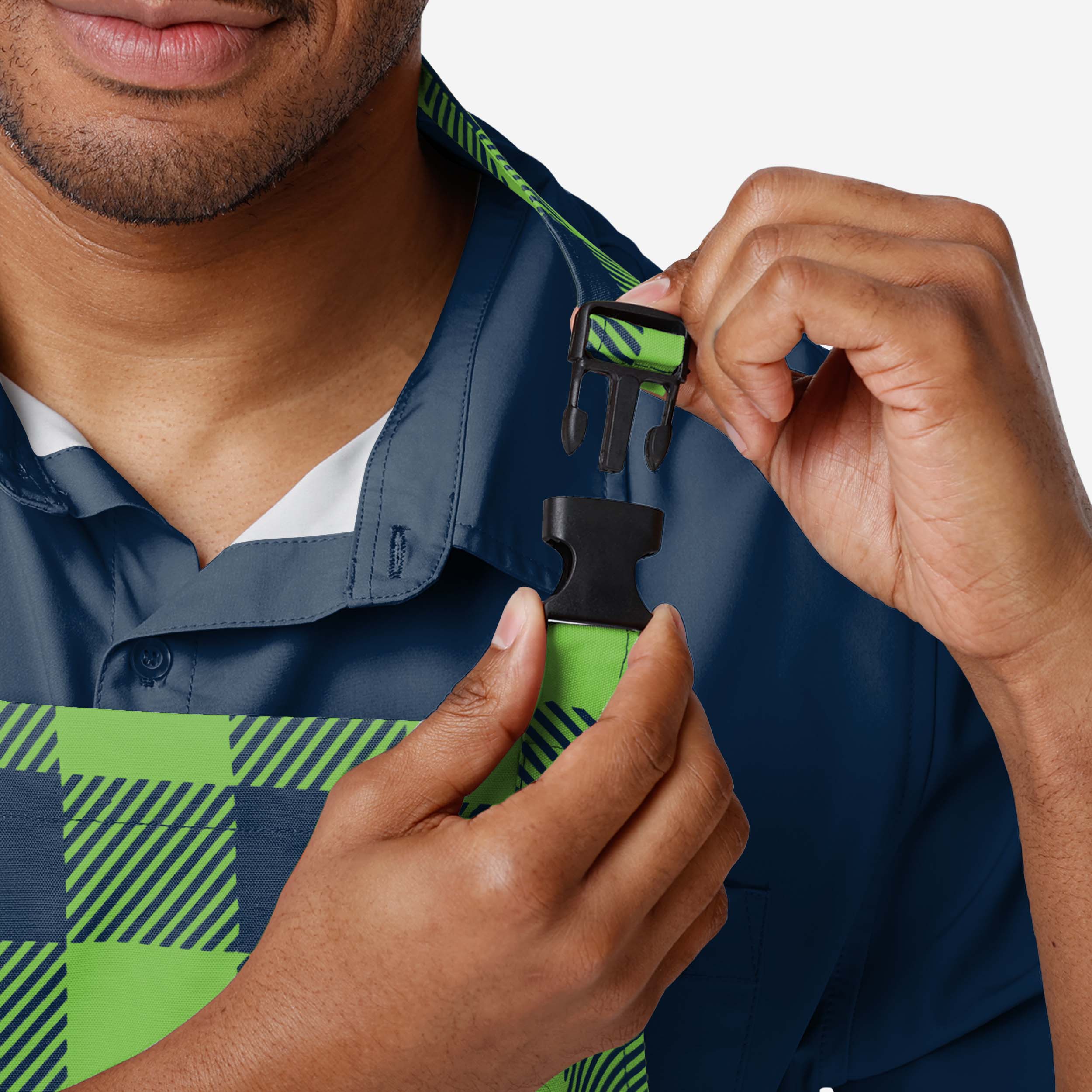 Seattle Seahawks Plaid Chef Set - Image 3