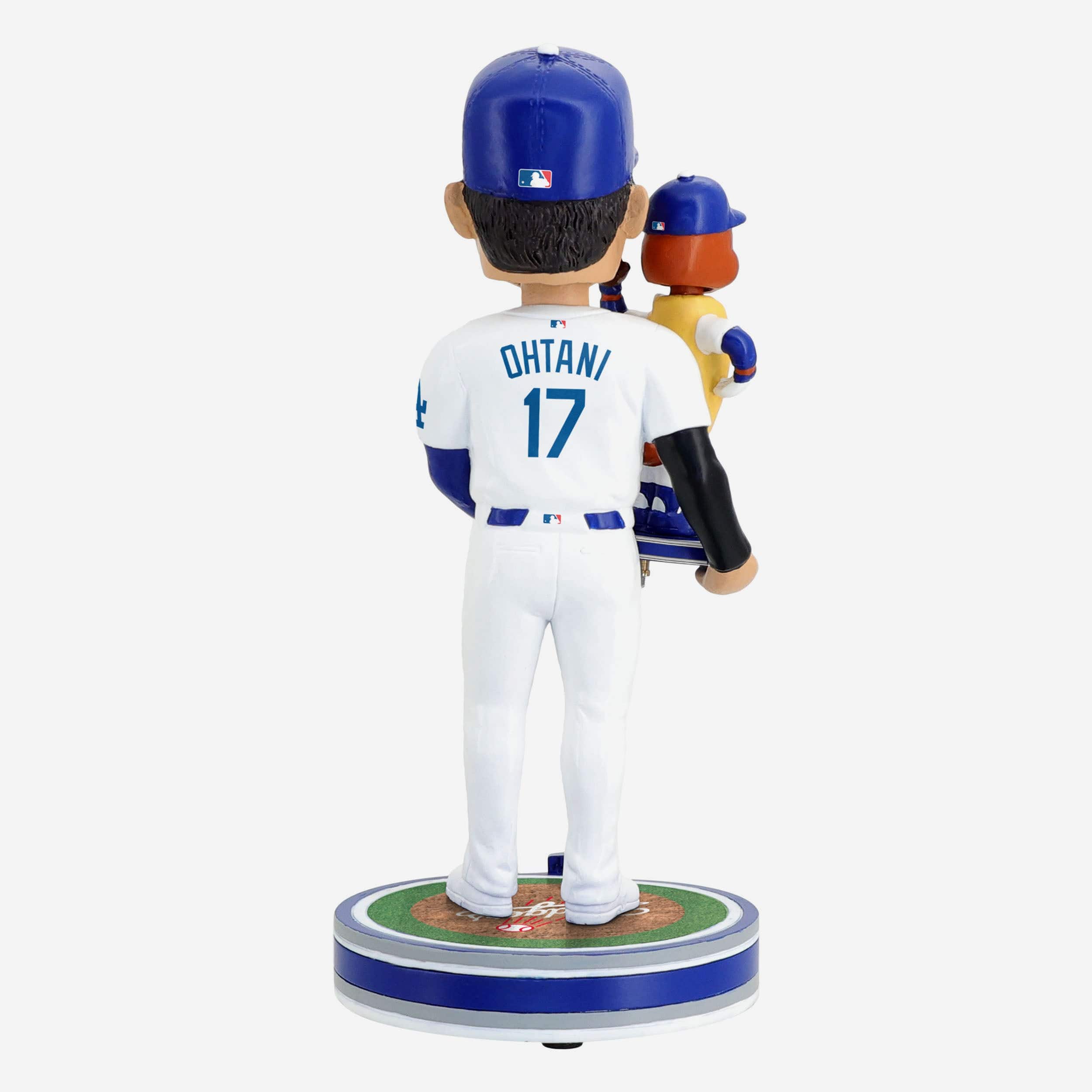 Shohei Ohtani & Dodger Dog Los Angeles Dodgers Bobble Dubblz Friendz Bobblehead - Image 7
