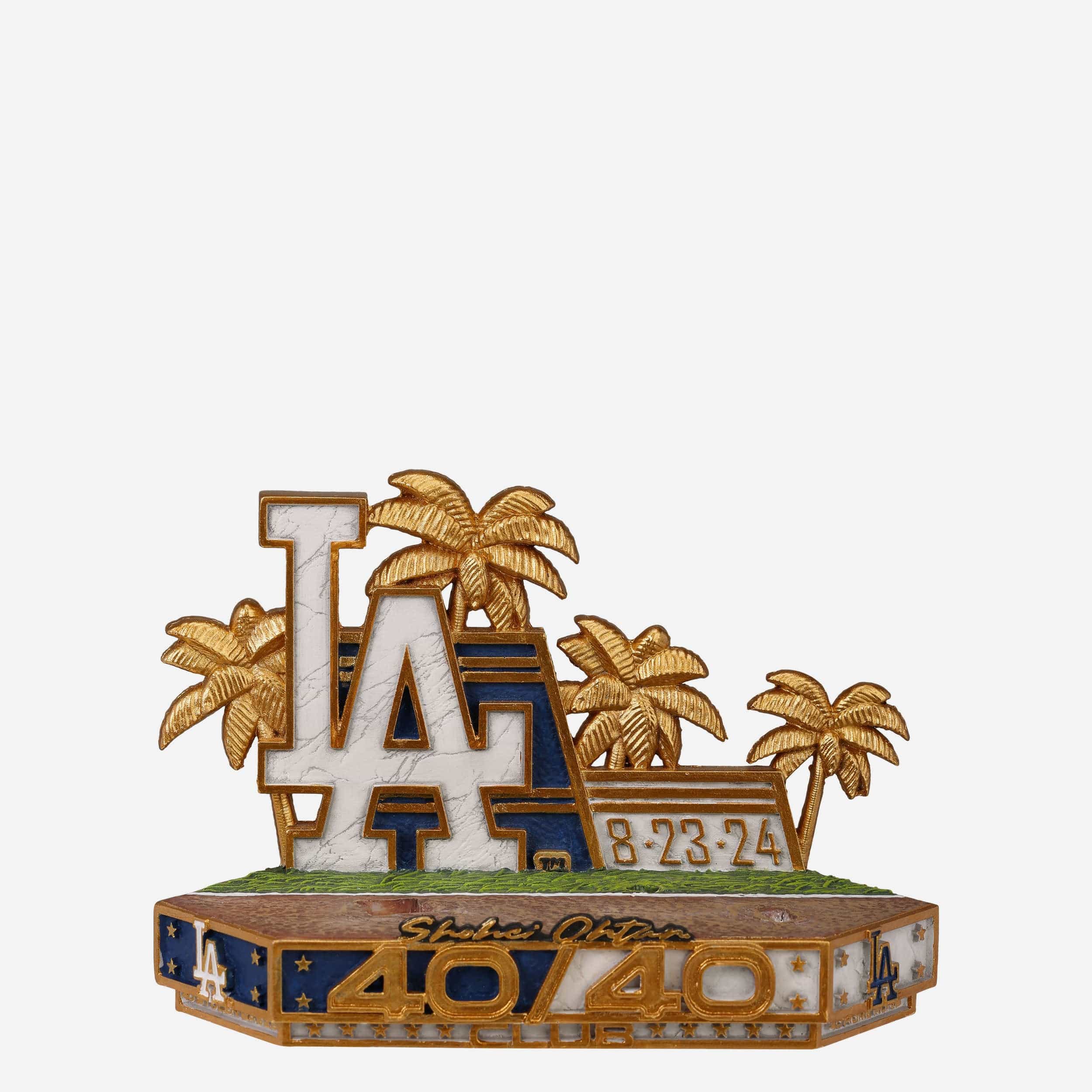 Shohei Ohtani Los Angeles Dodgers 40/40 Club Mini Scene Bobblehead - Image 4