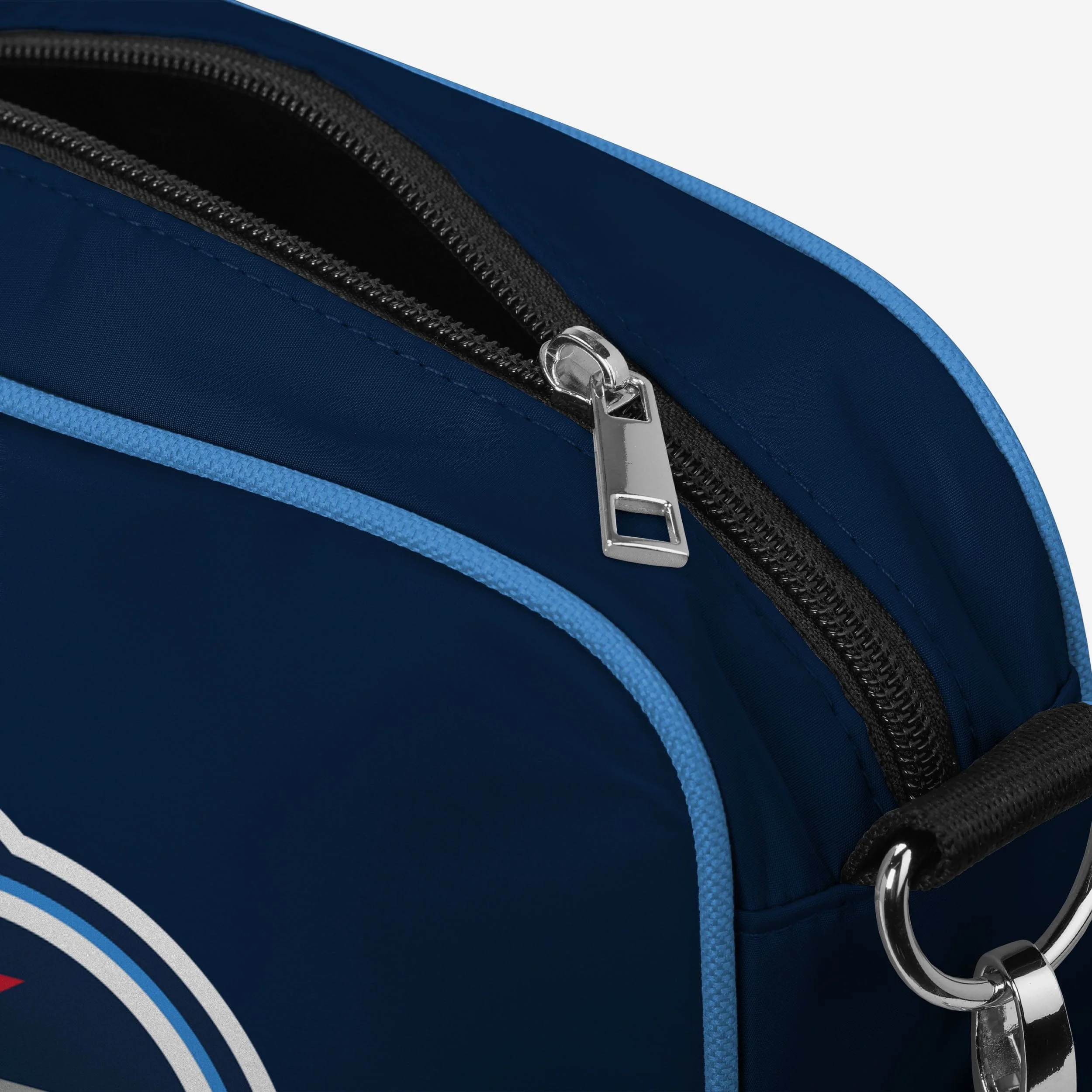 Tennessee Titans Team Logo Crossbody Bag - Image 4