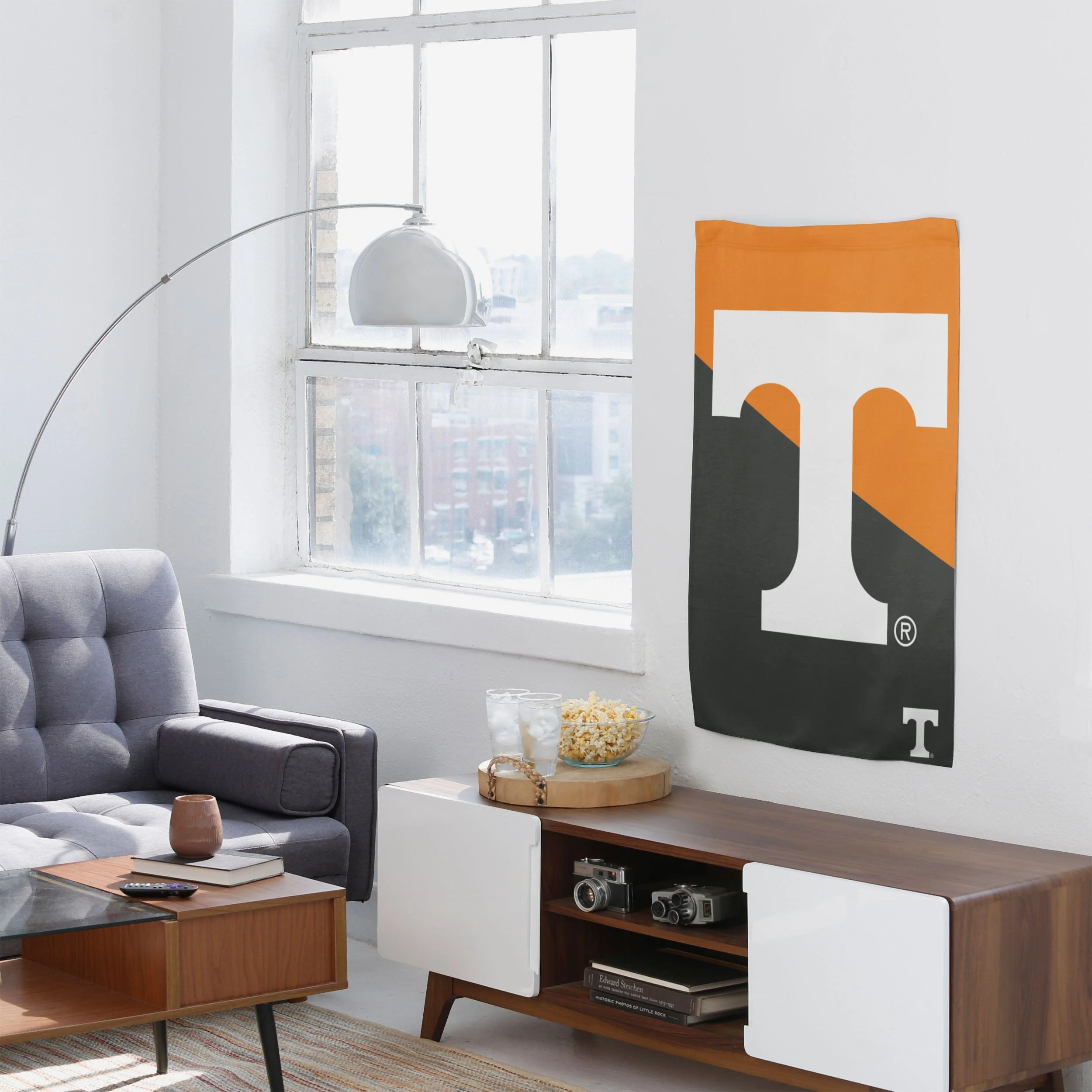 Tennessee Volunteers Vertical Flag - Image 4