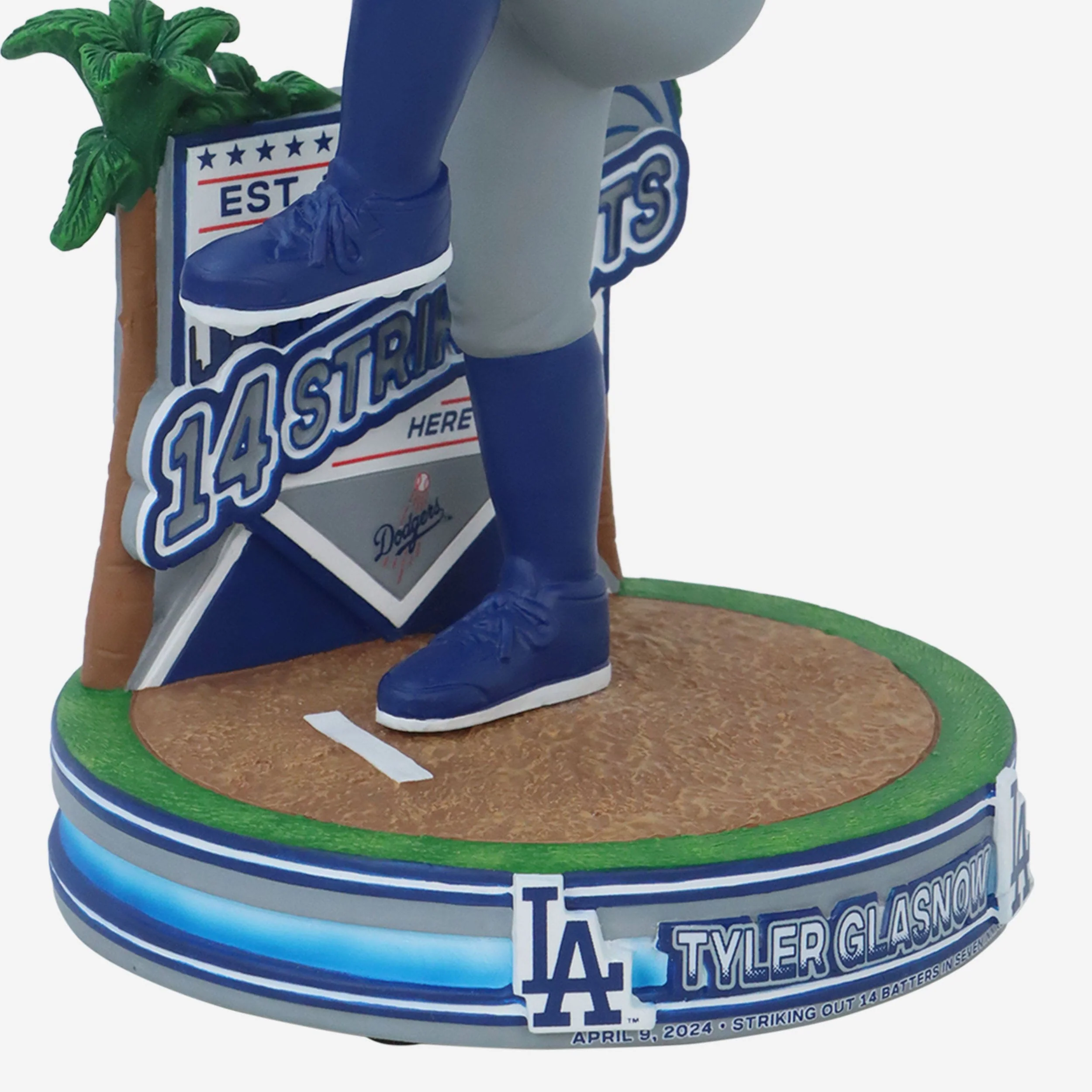Tyler Glasnow Los Angeles Dodgers Gamebreaker Bobblehead - Image 3
