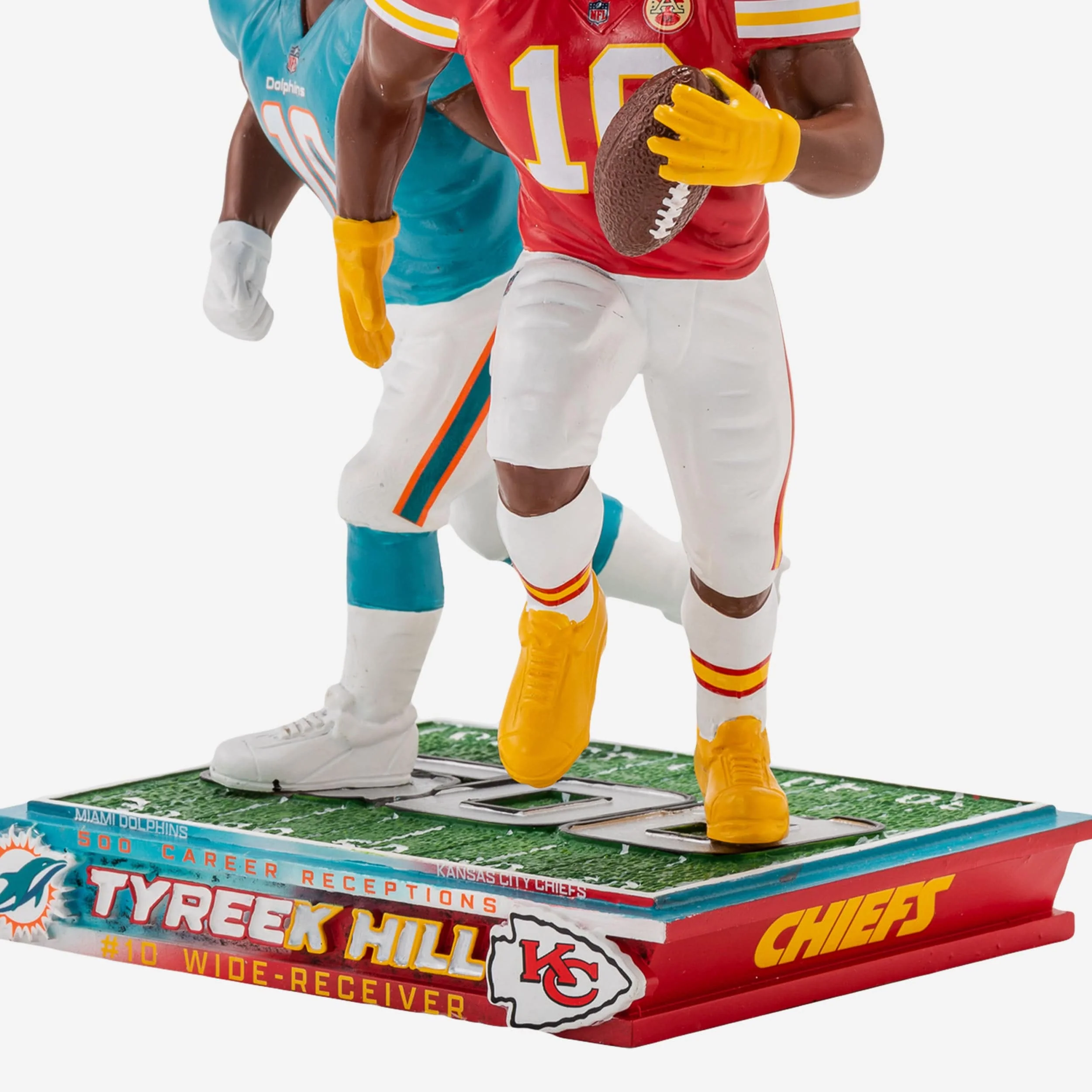 Tyreek Hill Miami Dolphins 500 Receptions Dual Bobblehead - Image 4
