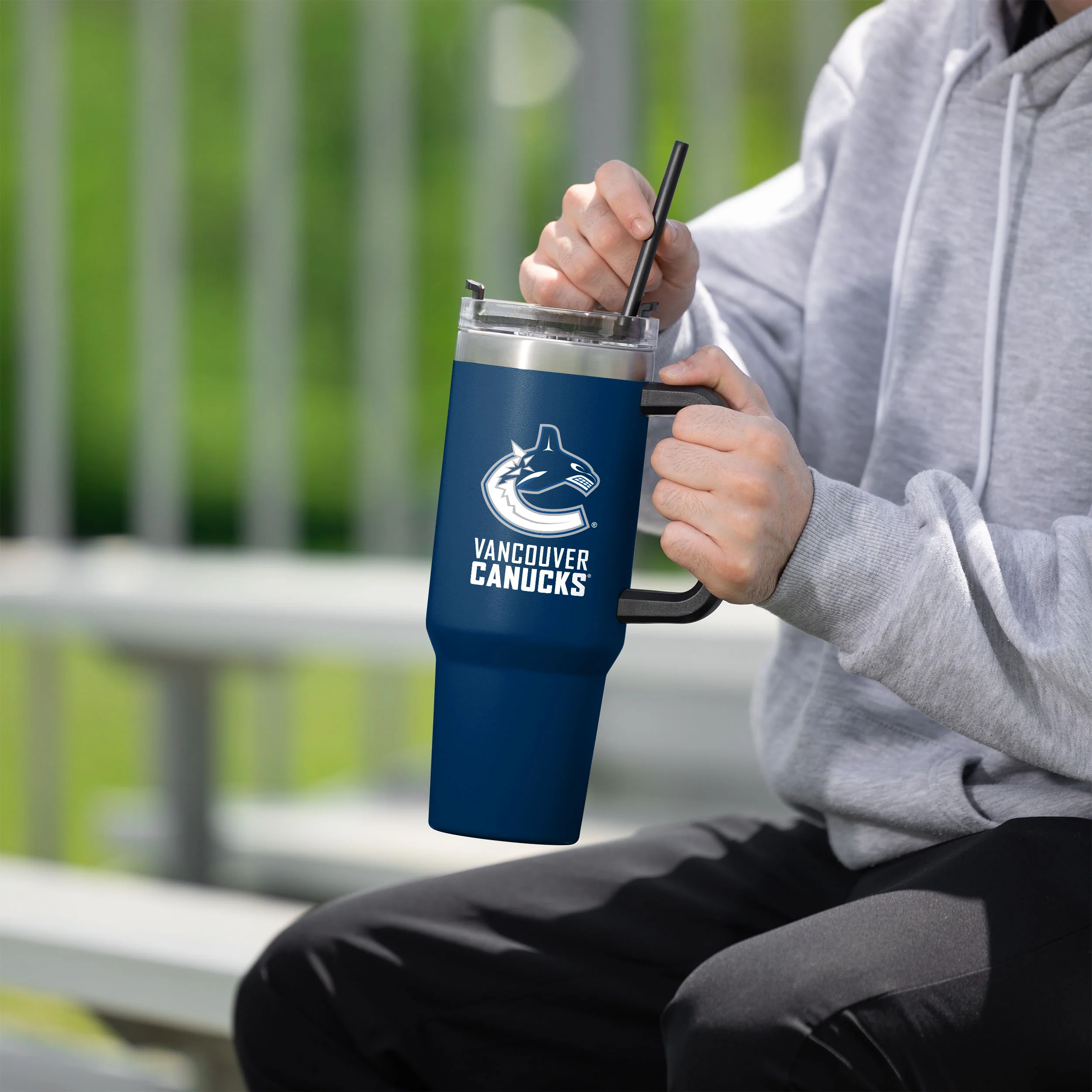 Vancouver Canucks 40 oz XL Tumbler - Image 4