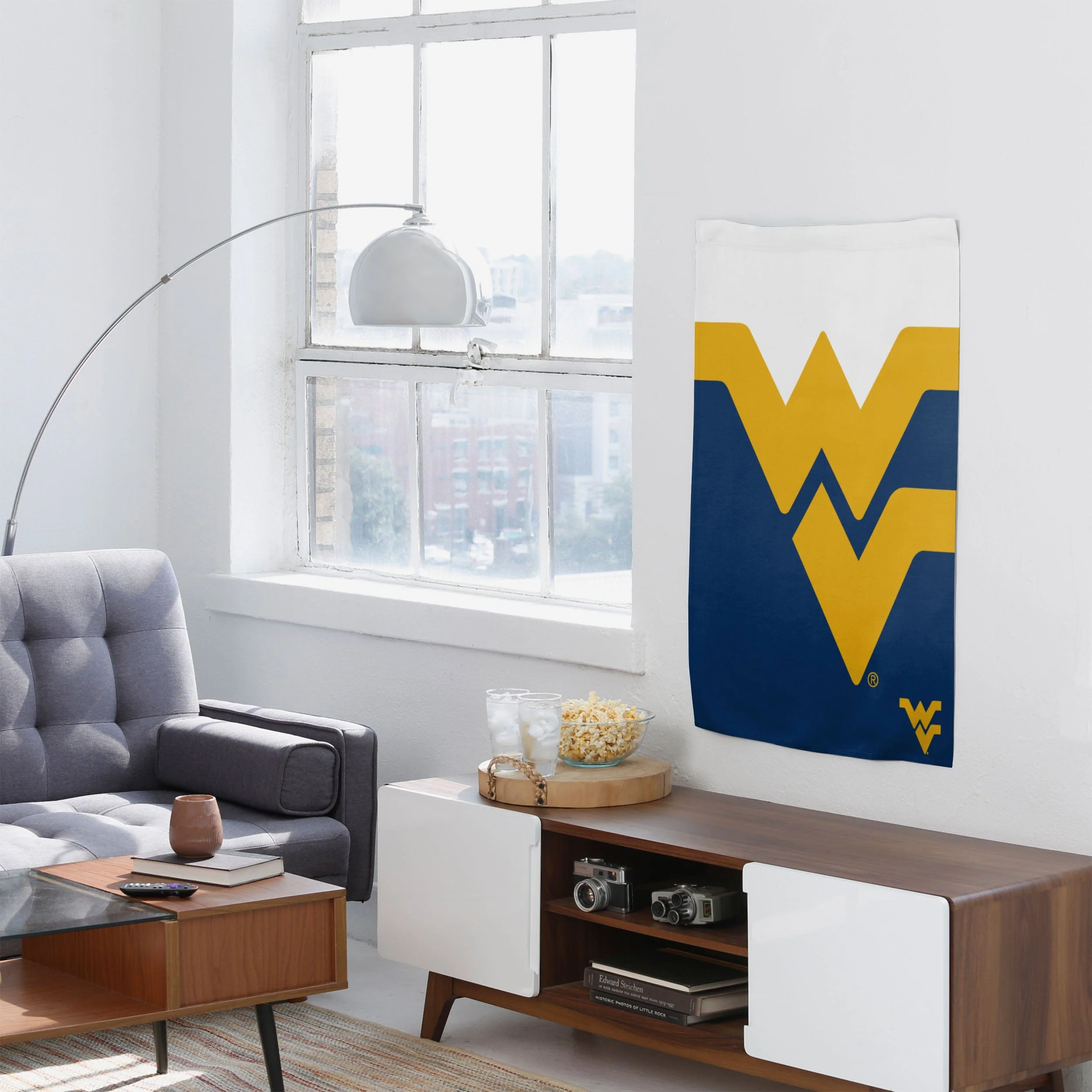 West Virginia Mountaineers Vertical Flag - Image 4