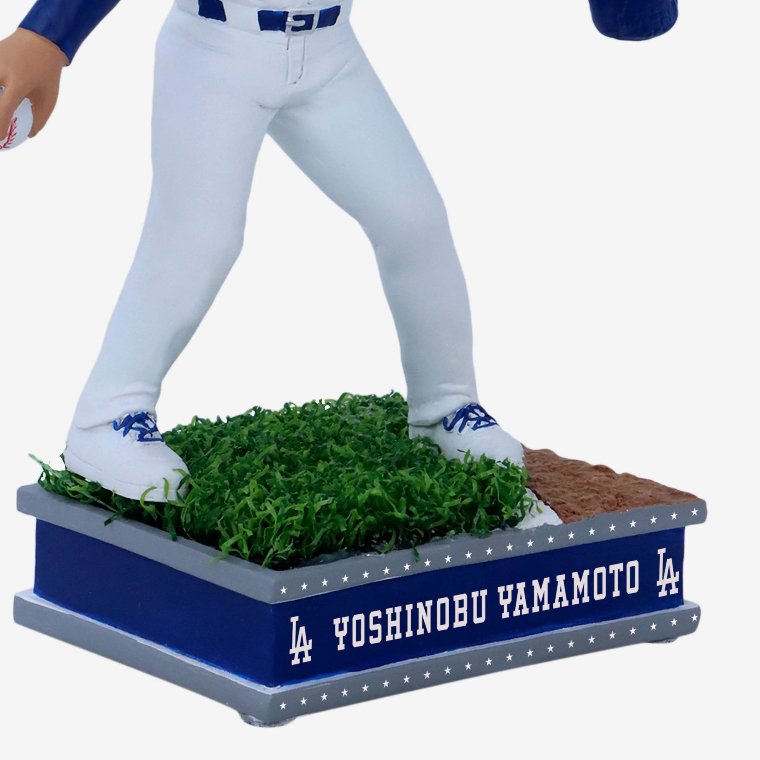 Yoshinobu Yamamoto Los Angeles Dodgers Field Star Bobblehead - Image 3